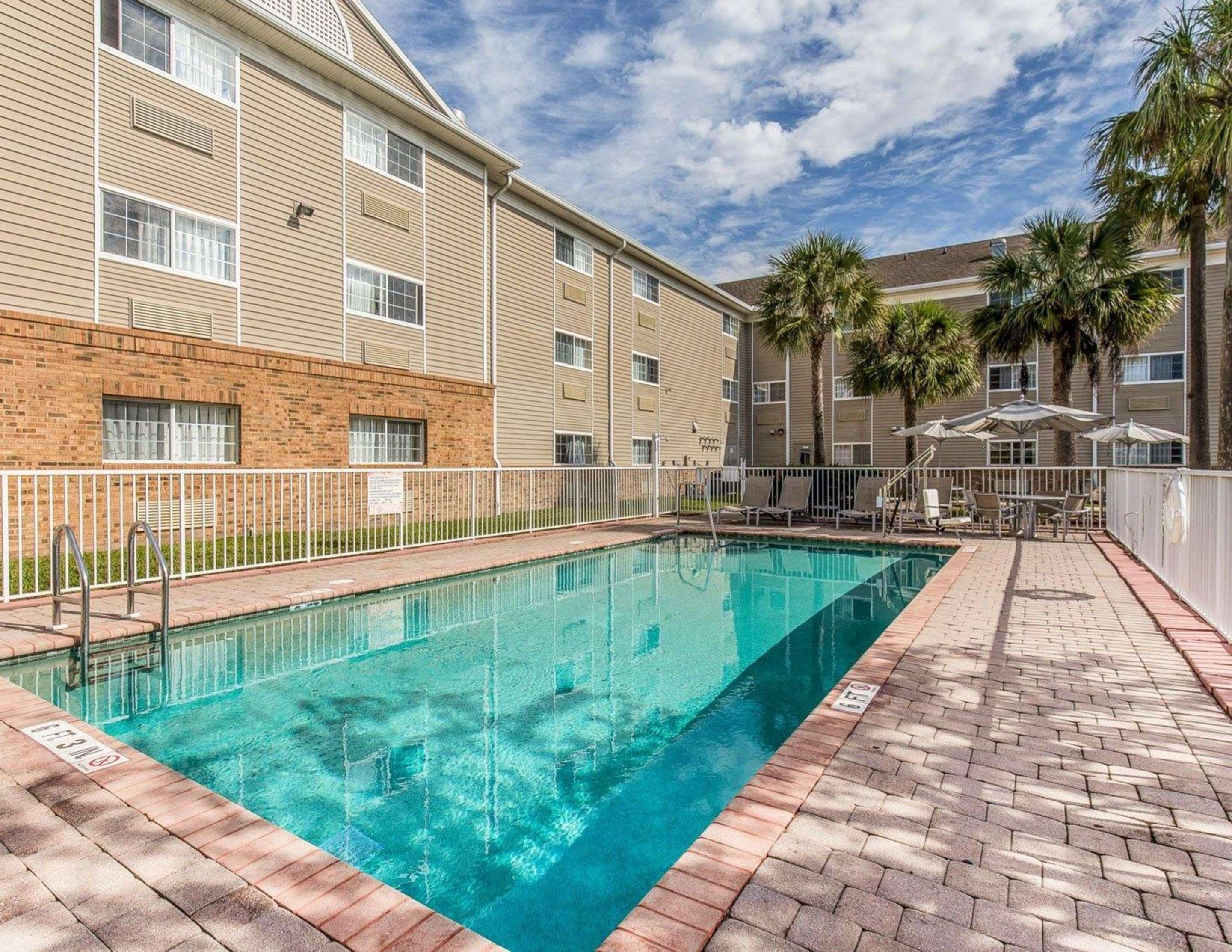 Suburban Studios Fort Myers Cape Coral Eksteriør bilde