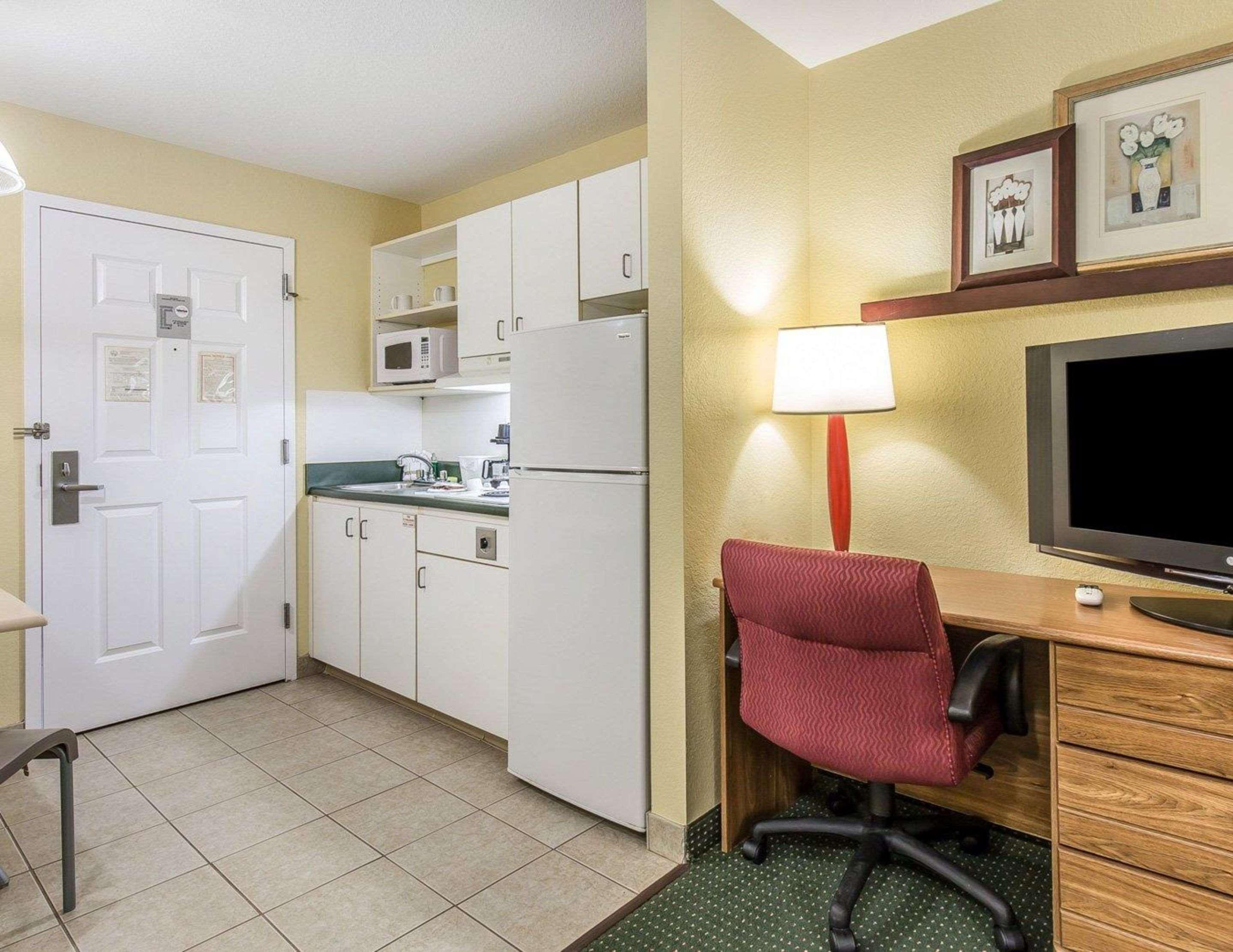 Suburban Studios Fort Myers Cape Coral Eksteriør bilde