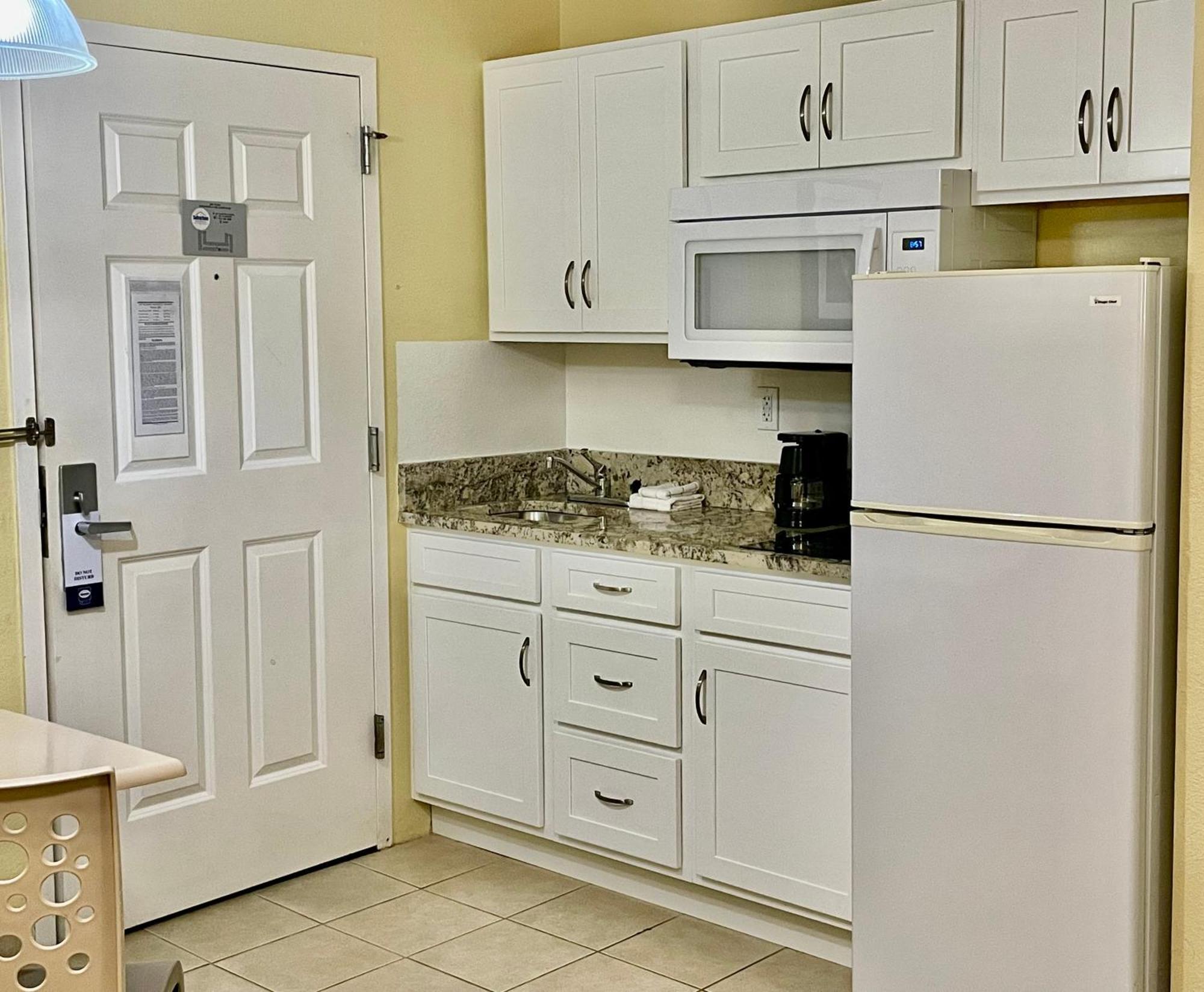 Suburban Studios Fort Myers Cape Coral Eksteriør bilde
