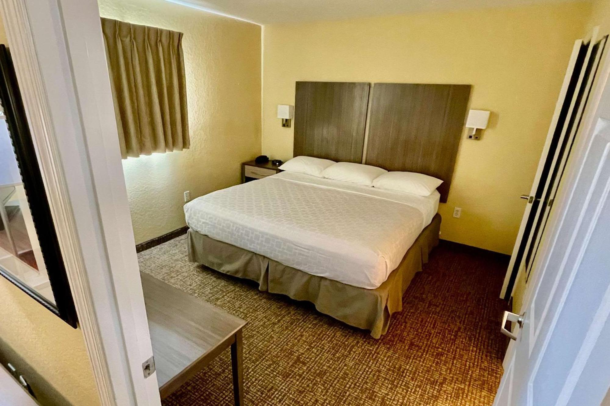 Suburban Studios Fort Myers Cape Coral Eksteriør bilde