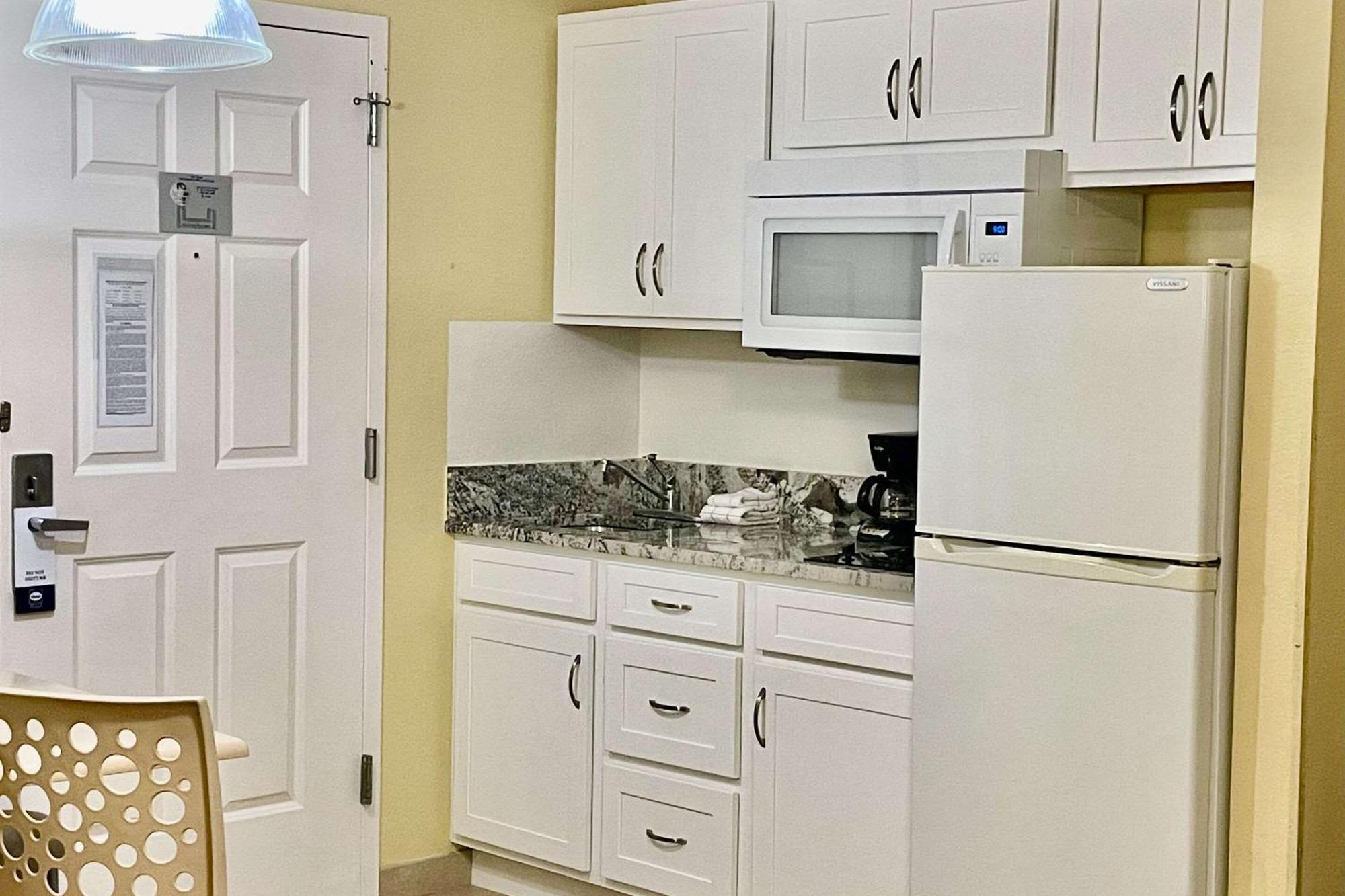 Suburban Studios Fort Myers Cape Coral Eksteriør bilde