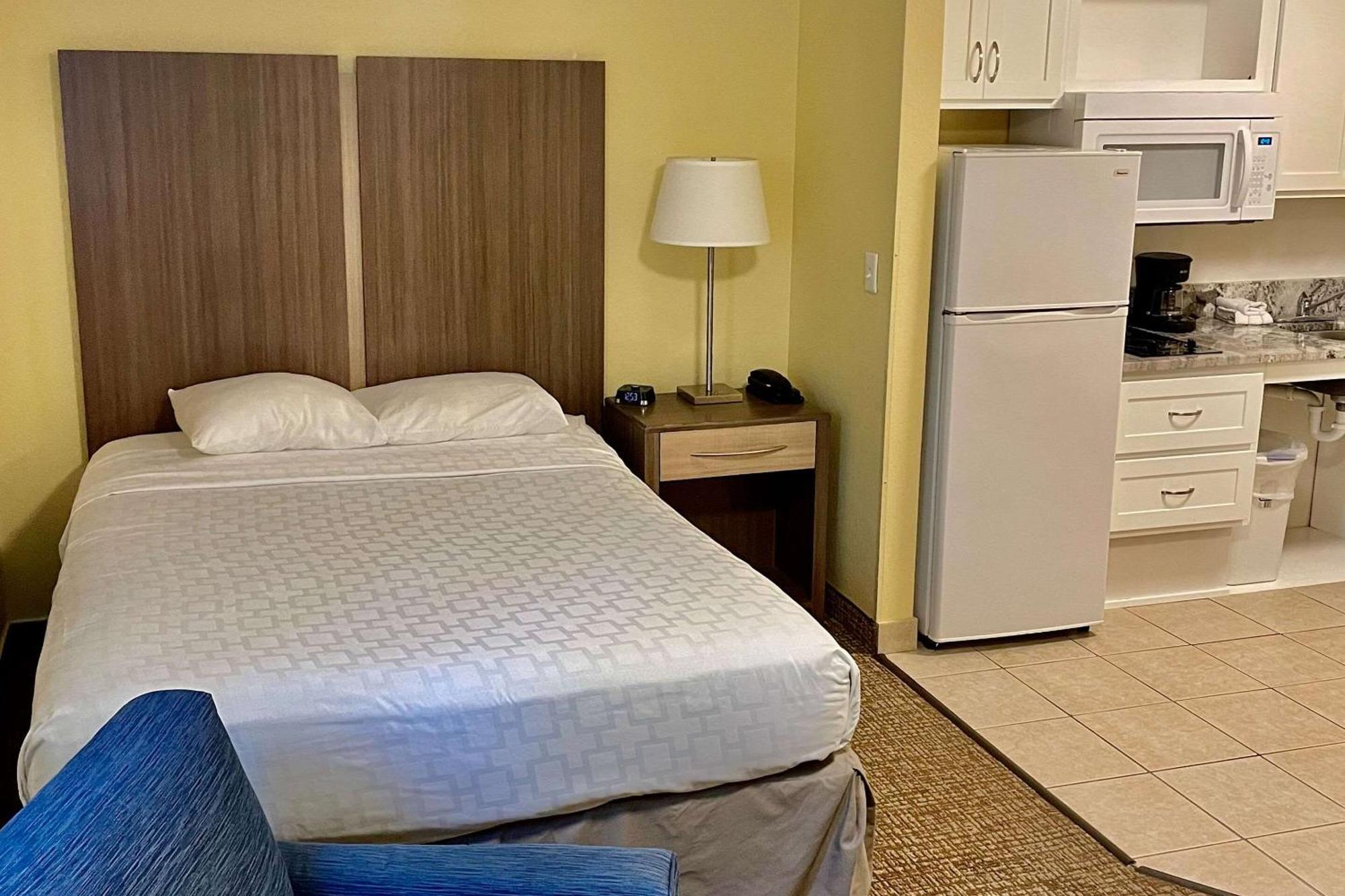 Suburban Studios Fort Myers Cape Coral Eksteriør bilde